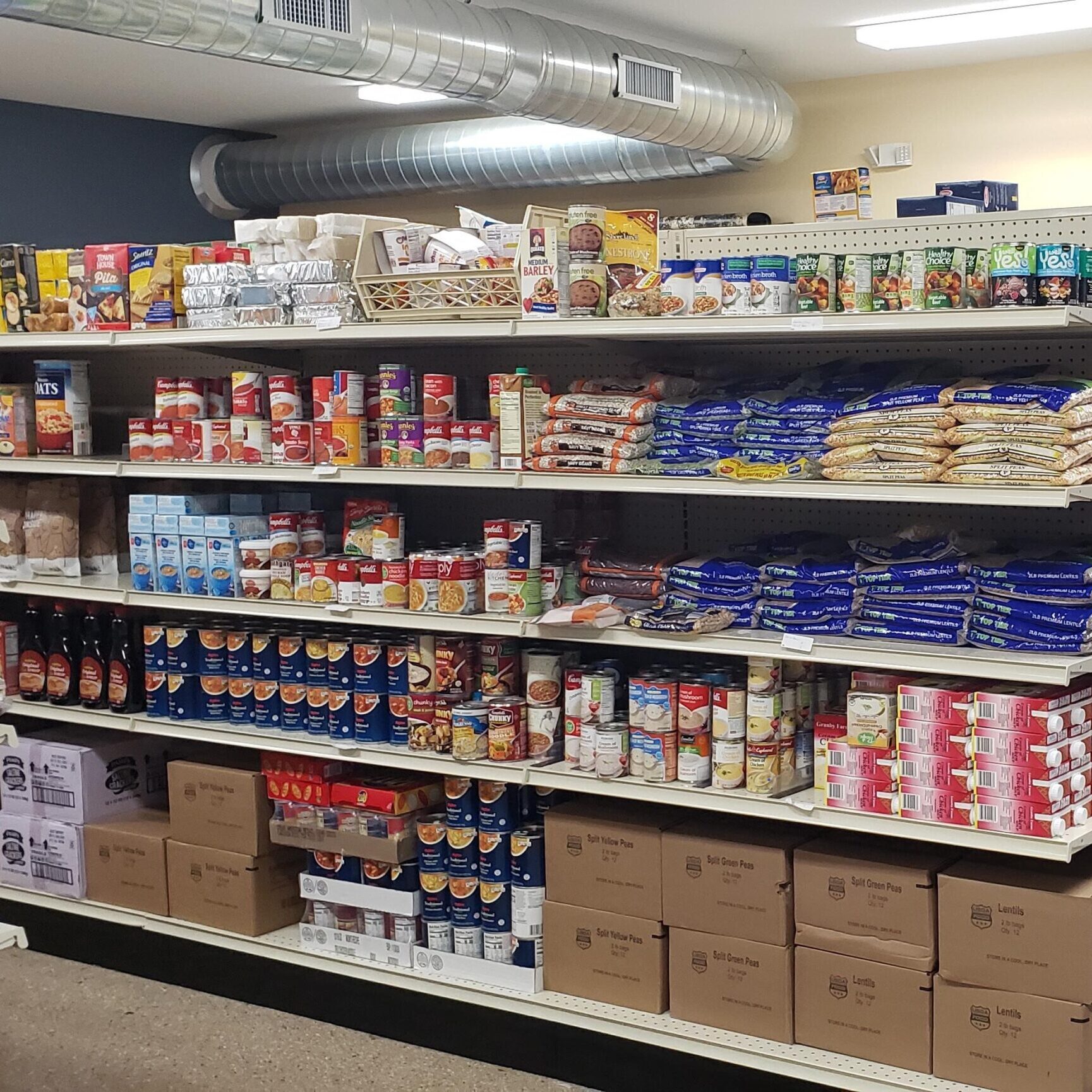 Stocked shelves at the Sauk Prairie Food Pantry